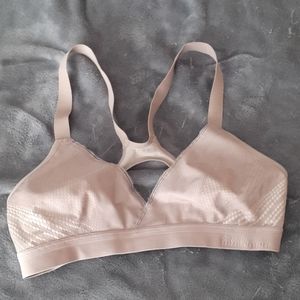 Lululemon also 32B bra